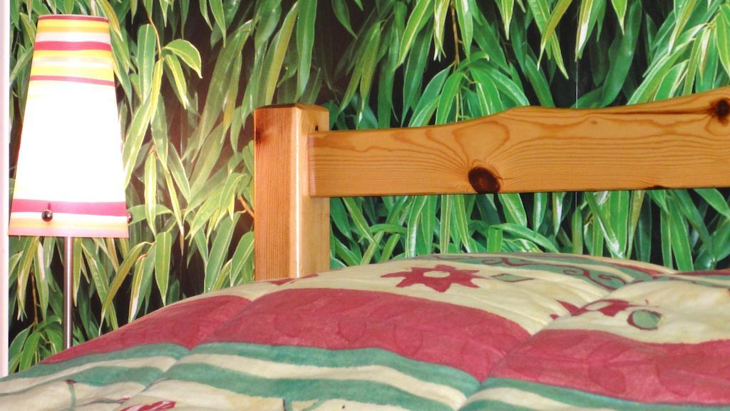 Les Chemins Verts Buissard Habitación foto