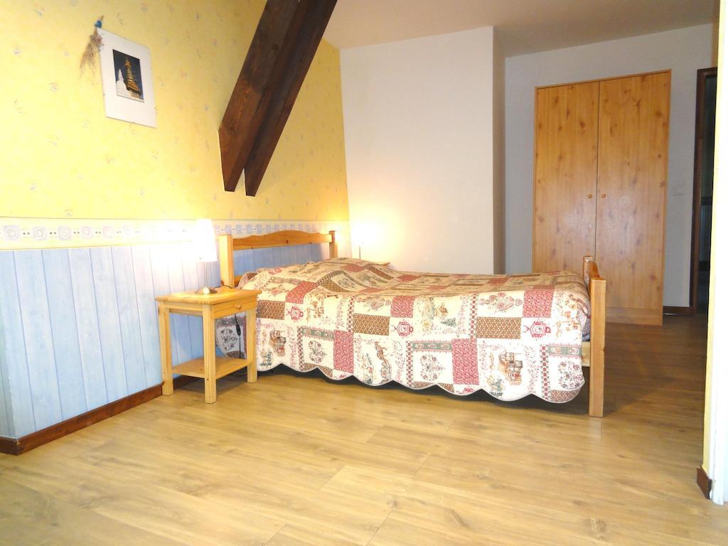Les Chemins Verts Buissard Habitación foto